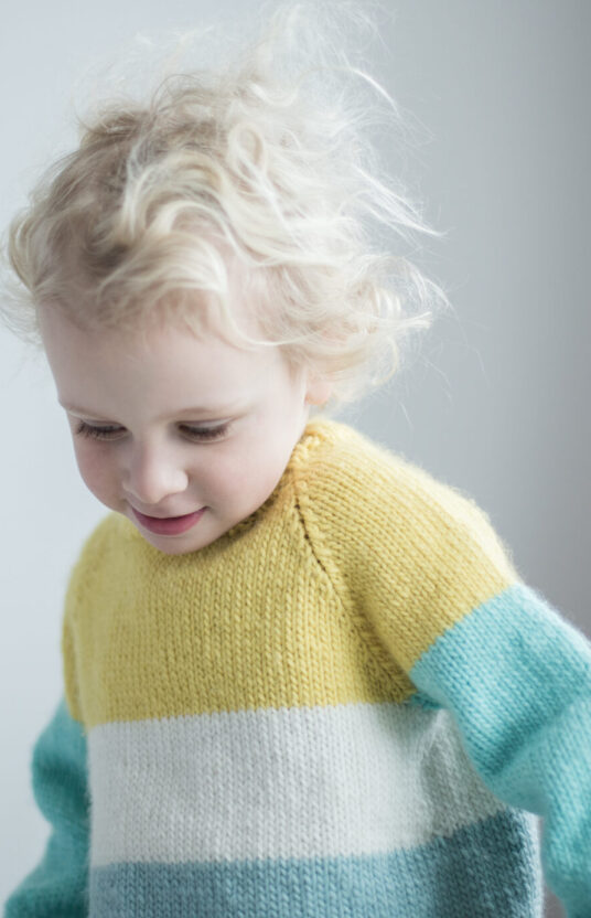Simple knit sweater for children with raglan. Children's knit sweater inspiration