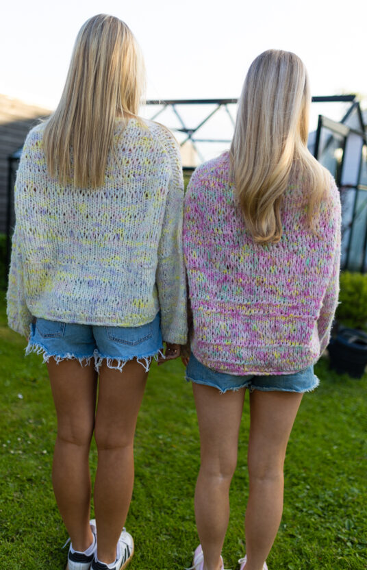 knitted sweater bonbon brushed alpaca hand-dyed yarn knitting pattern inspiration