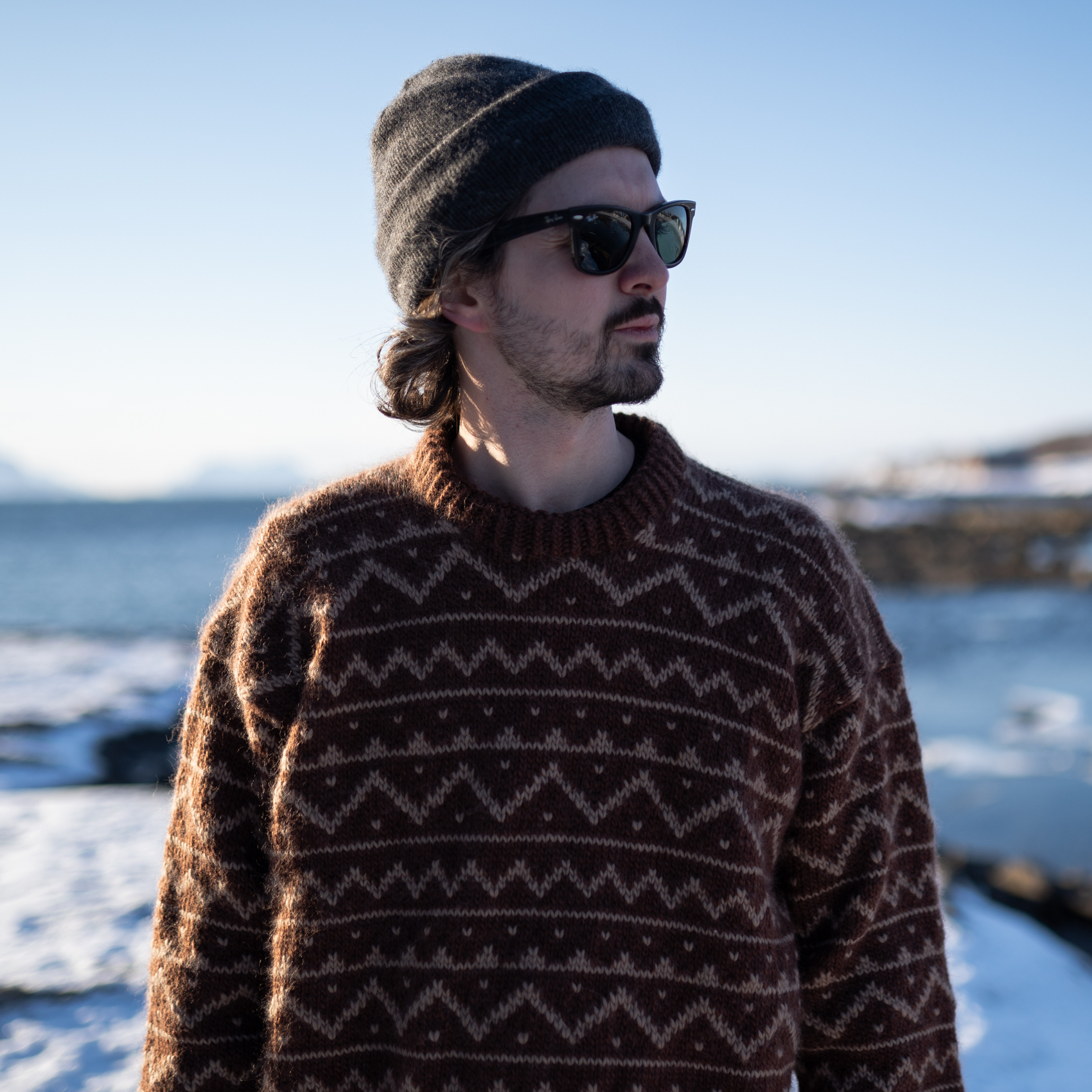 106891-Tivoli-sweater-men-kit - HipKnitShop Men's knitting pattern with a pattern