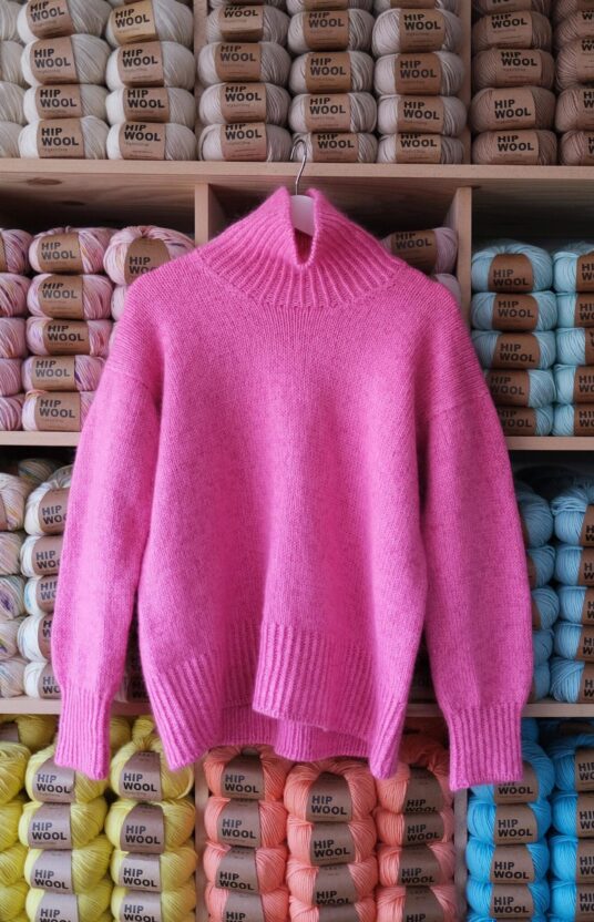 High-neck sweater women knitting pattern