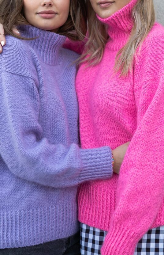 High-neck sweater women knitting pattern