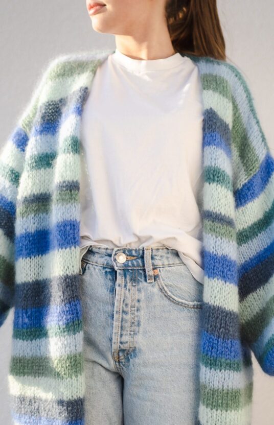 Knitting pattern women's jacket with stripes fluff