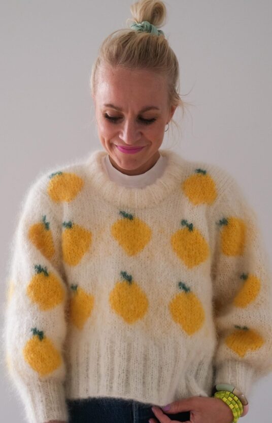 knitting pattern sweater women lemon