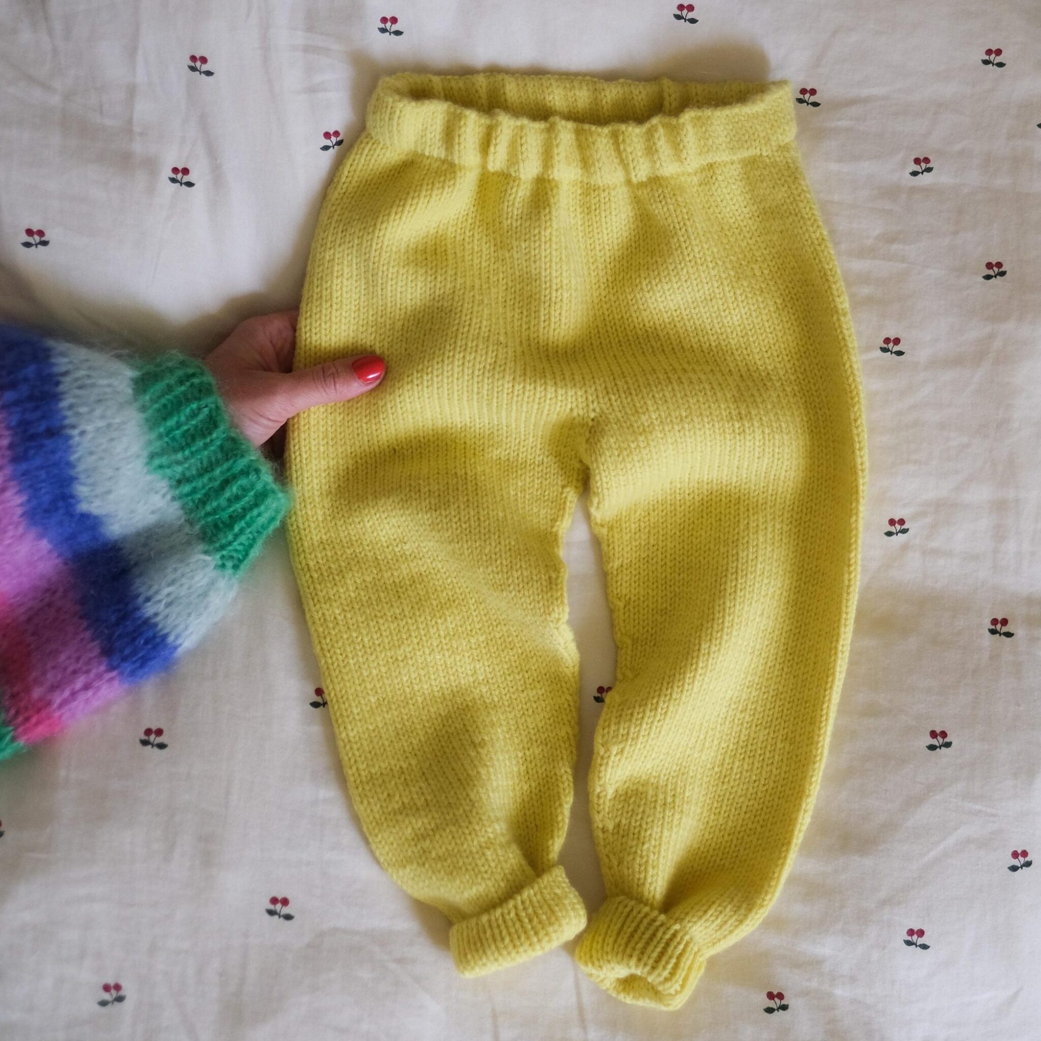 133538-Pop-Knit-Pants-kit-1 - HipKnitShop Knit wool pants pattern