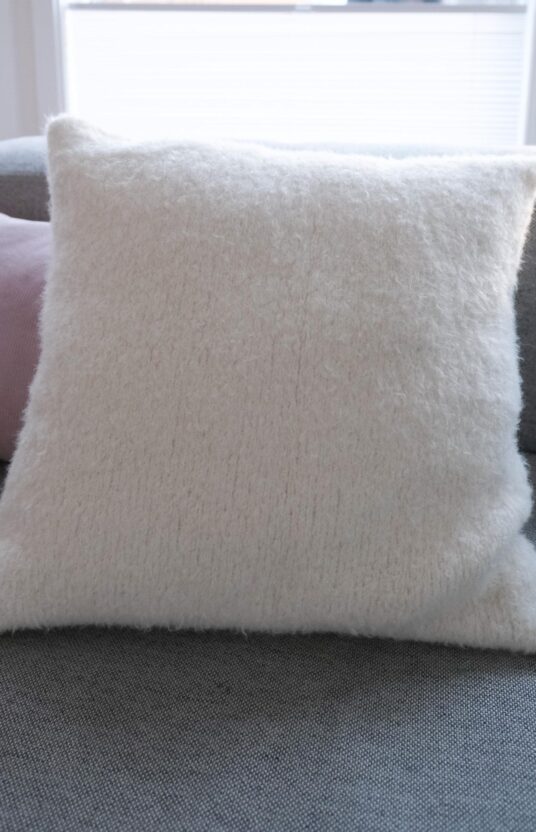 Easy pillow knitting pattern