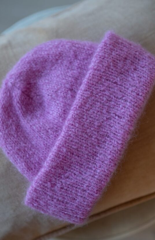 Easy hat knitting pattern