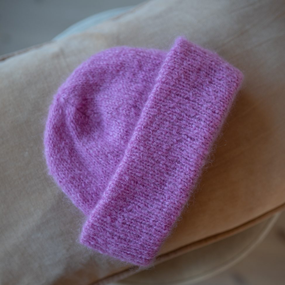 145844-Love-bird-beanie-kit-1 - HipKnitShop Easy hat knitting pattern