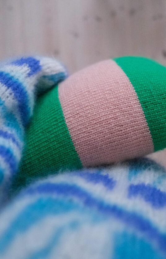 Easy pillow knitting pattern