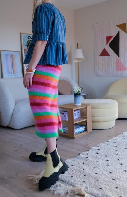 knitting pattern skirt women with stripes