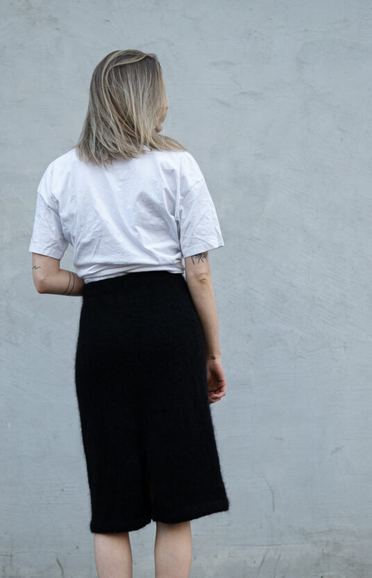 Knitting pattern skirt lady