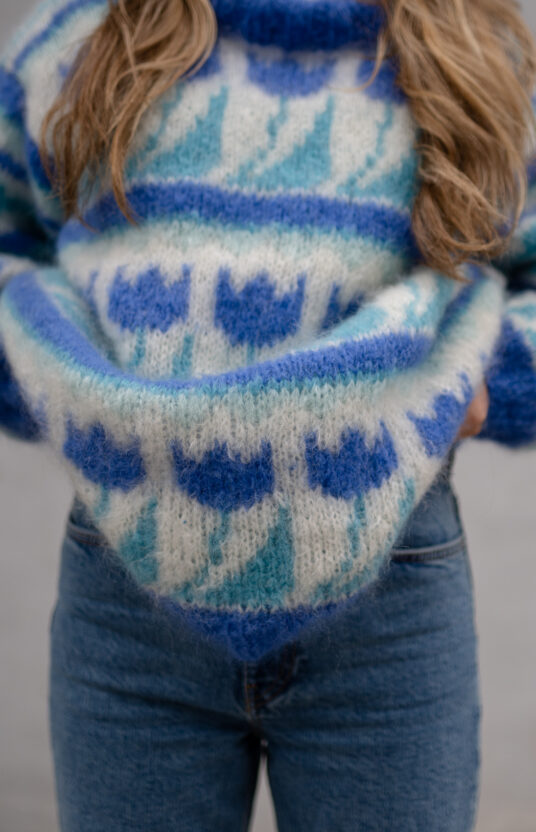 80s knit pattern tulip sweater