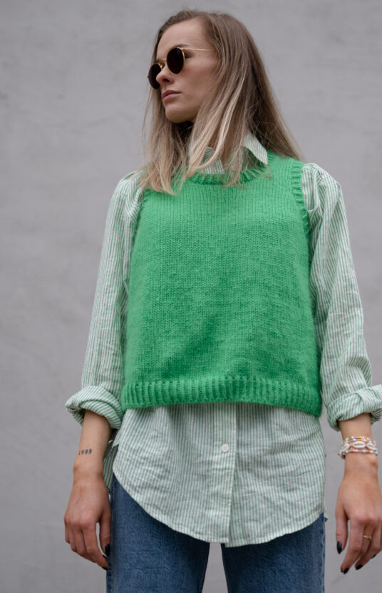 Nonstop Slipover solid color knitting kit