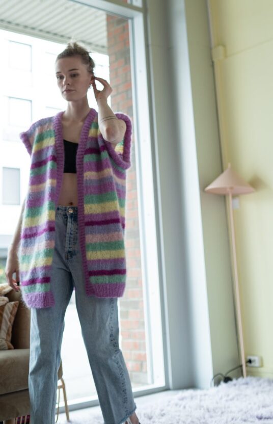 knitting pattern vest woman