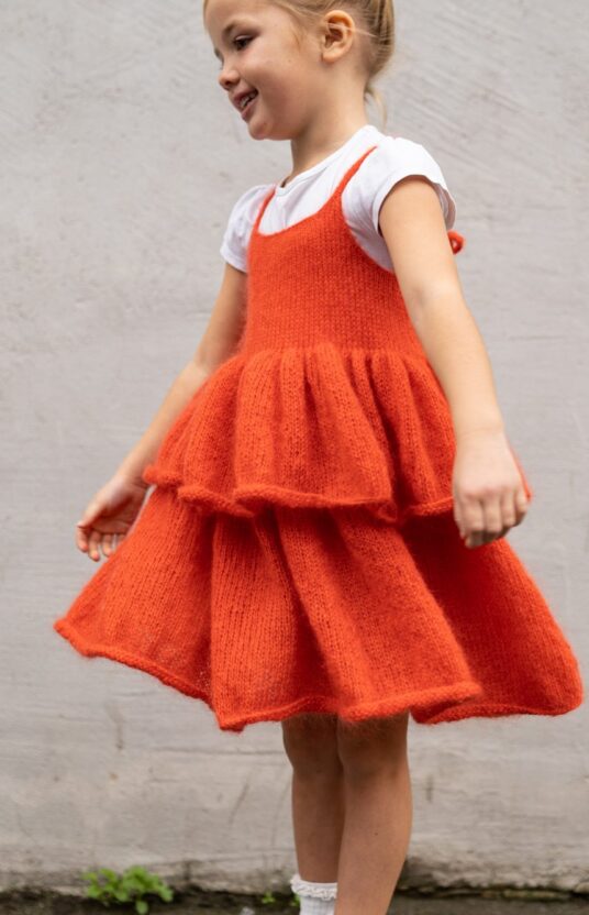 Knitting pattern child dress tulle