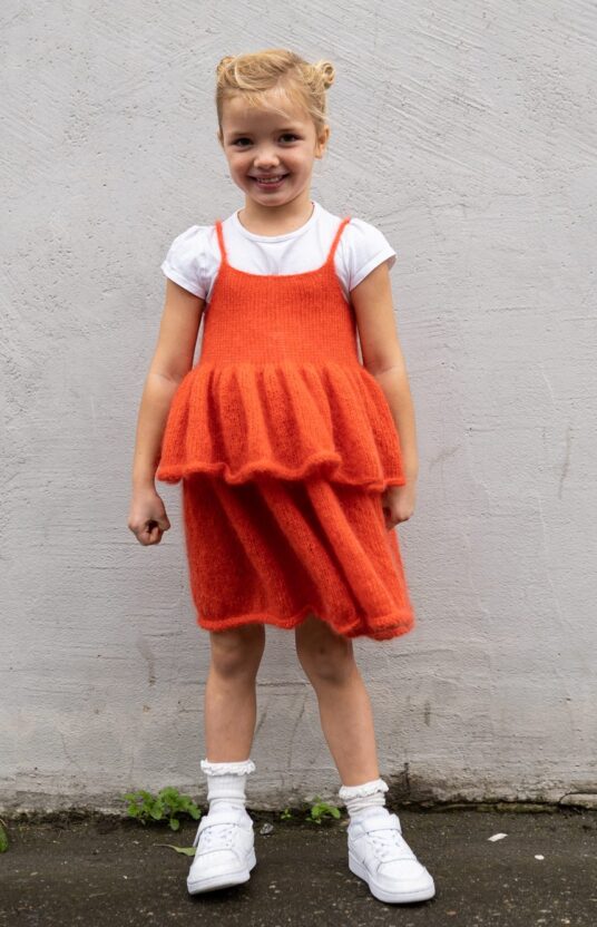 Knitted dress pattern for child