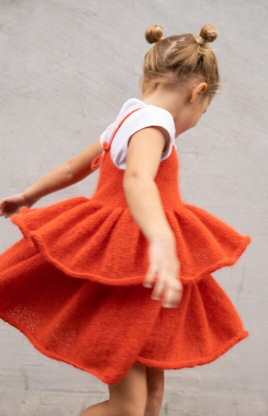 Knitted dress pattern for child
