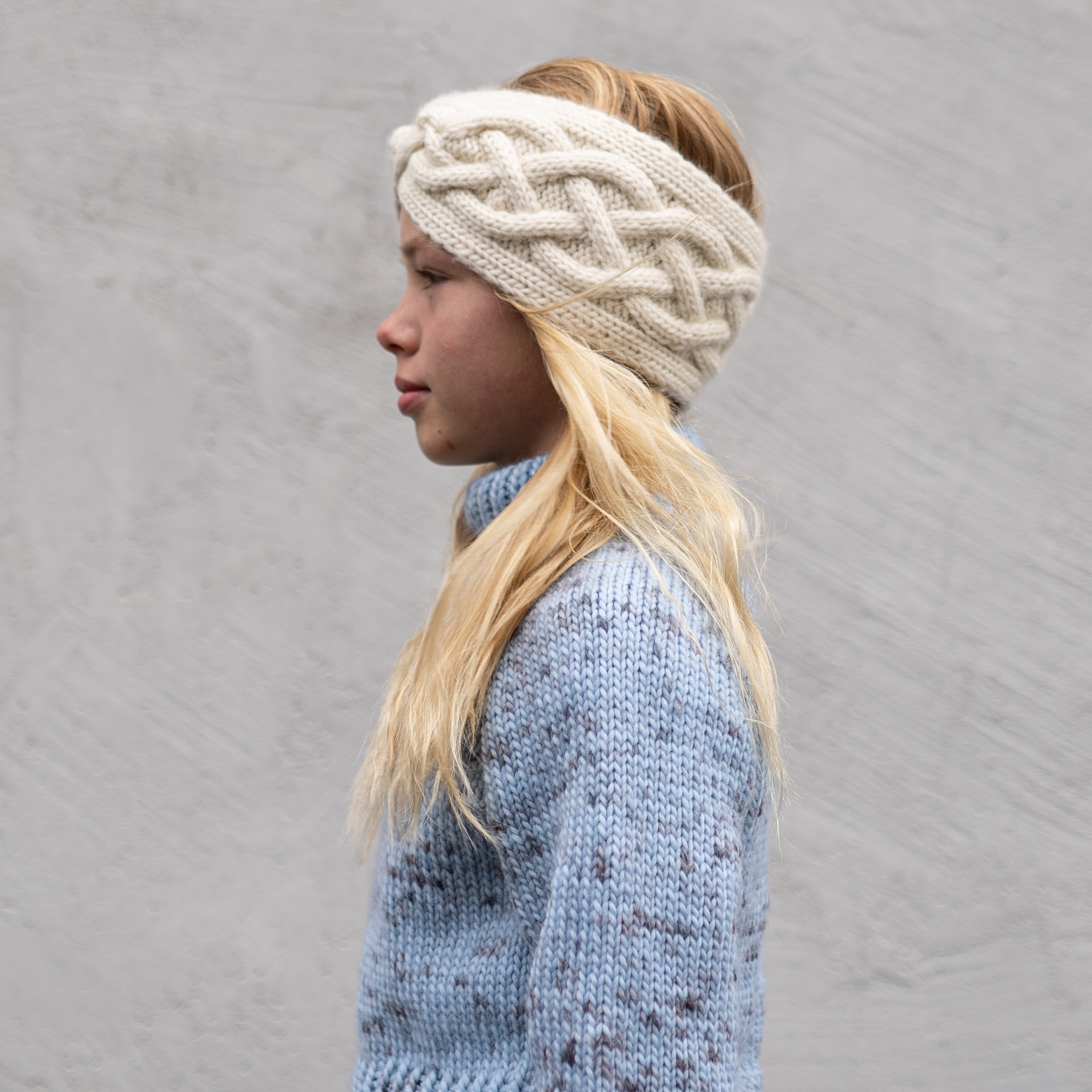Snowdance headband kids knitting pattern - HipKnitShop Knitting pattern headband children cable knit gift knitting children