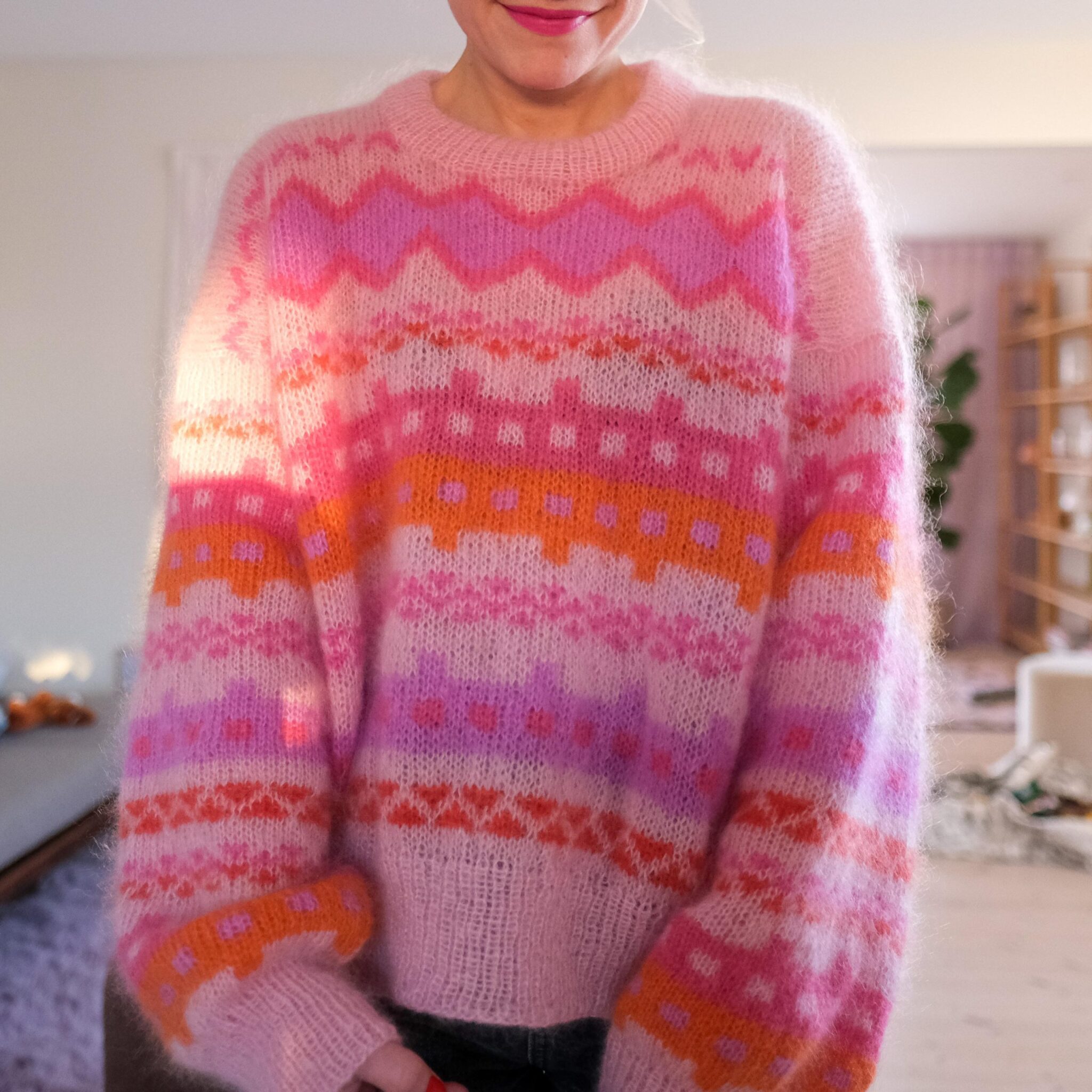 Pink mohair sweater Purple Rain - HipKnitShop Knitting pattern mohair sweater 80s inspired. Knitting pattern sweater 80s style in mohair. Colorful and fluffy knits patterns