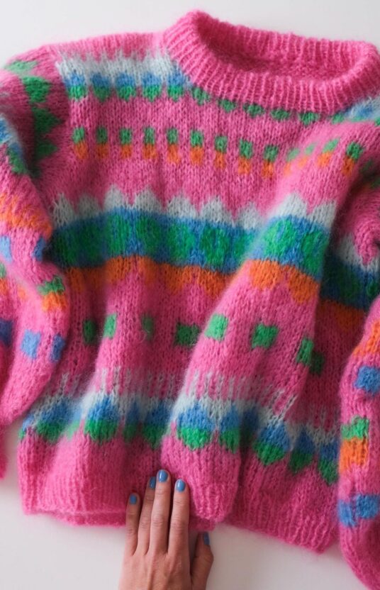 Funkytown sweater pink knitting kit