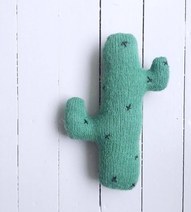 25157-Kaktus-strikkeoppskrift - HipKnitShop Cactus knitting pattern
