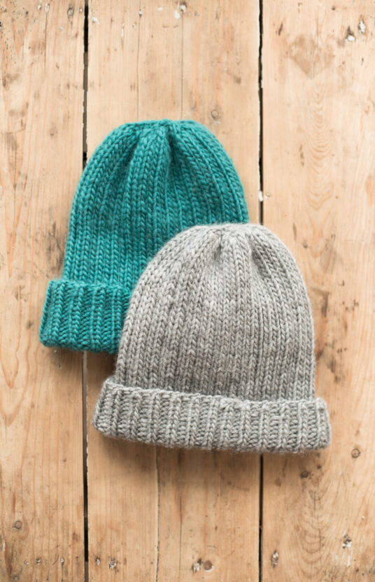 25406-Favoritt-lua-strikkeoppskrift-2 - HipKnitShop Favorittlua / knittingpattern hat