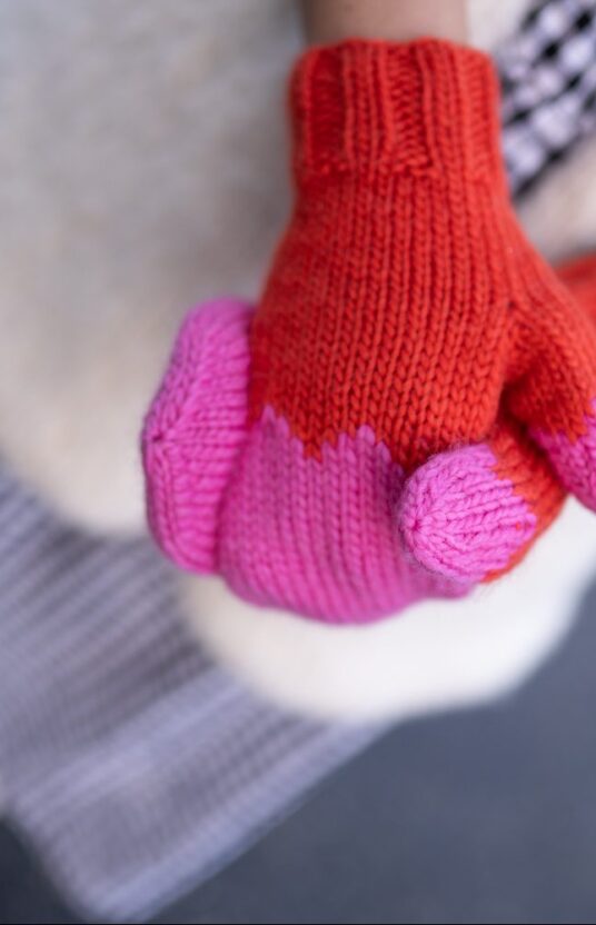knitted mittens women pattern