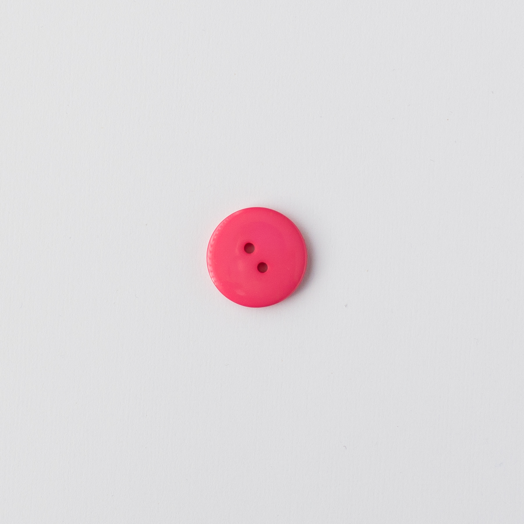 25979-Pink-plastic-button-medium - HipKnitShop Plastic button, round, 23 mm, knitting