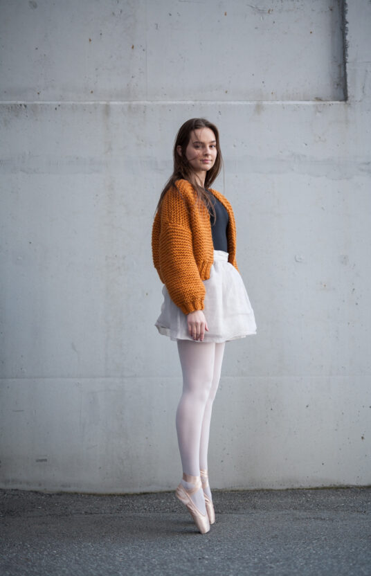 Jacket women knitting pattern