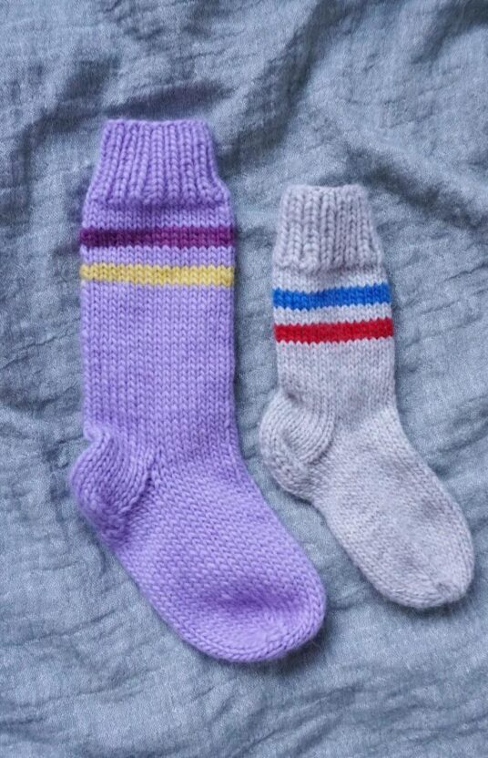 Woolen socks kids pattern