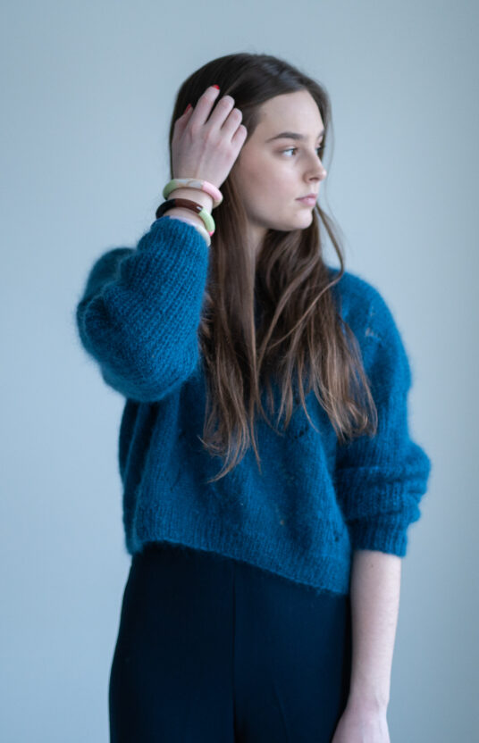 Knitting pattern sweater women