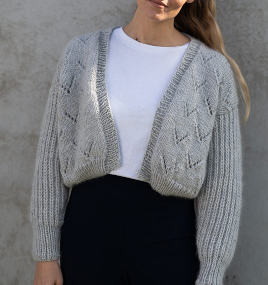 Women's bomber jacket knitting pattern