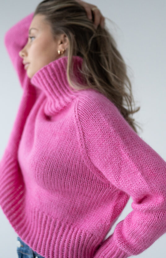 Knitting pattern sweater high neck women