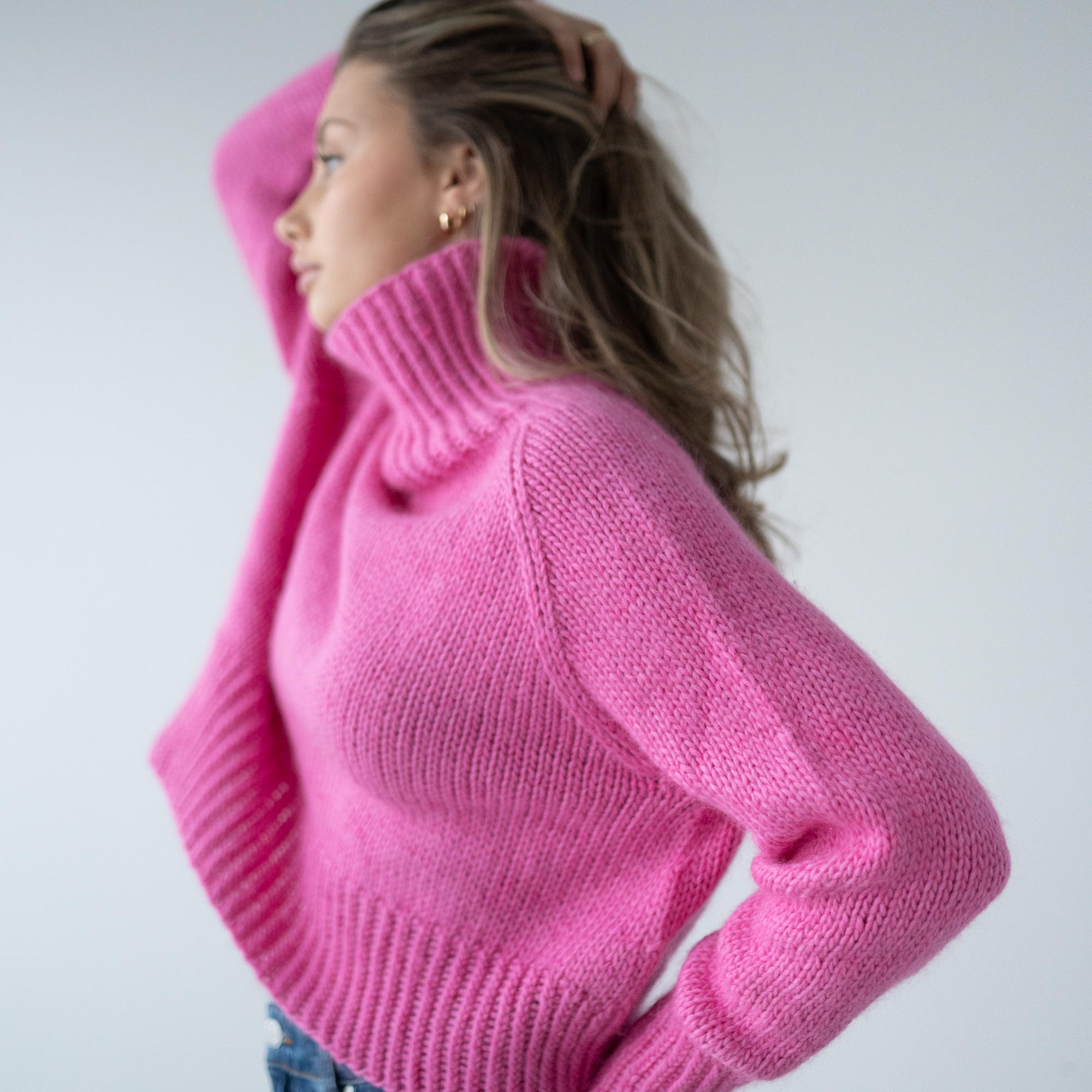 28273-North-cropped-sweater-kit - HipKnitShop Knitting pattern sweater high neck women