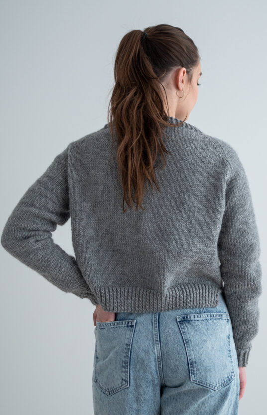 Easy sweater knitting pattern for women