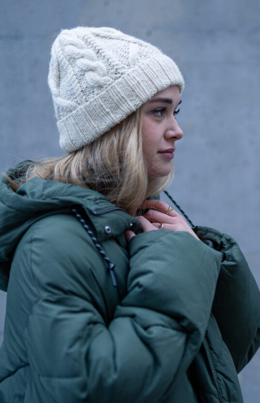 Cable knit hat pattern