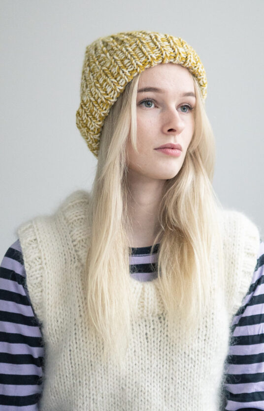 Knitting pattern hat