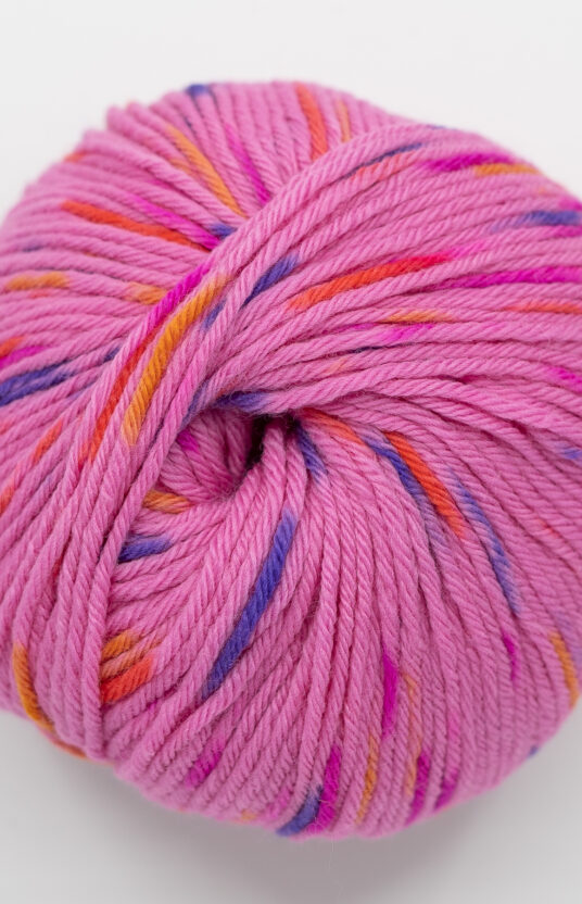 hand-dyed merino yarn pink