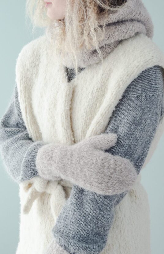Knitting patterns winter women's hoodie