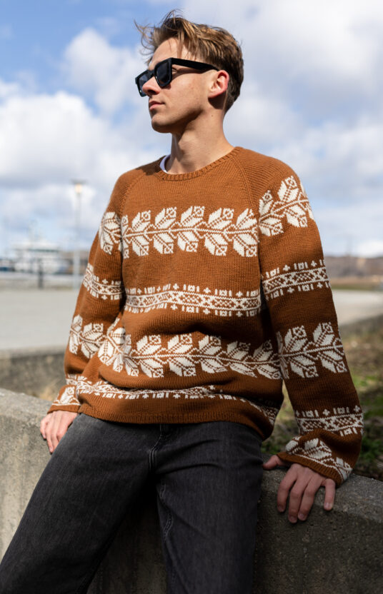 Men's merino wool knit sweater