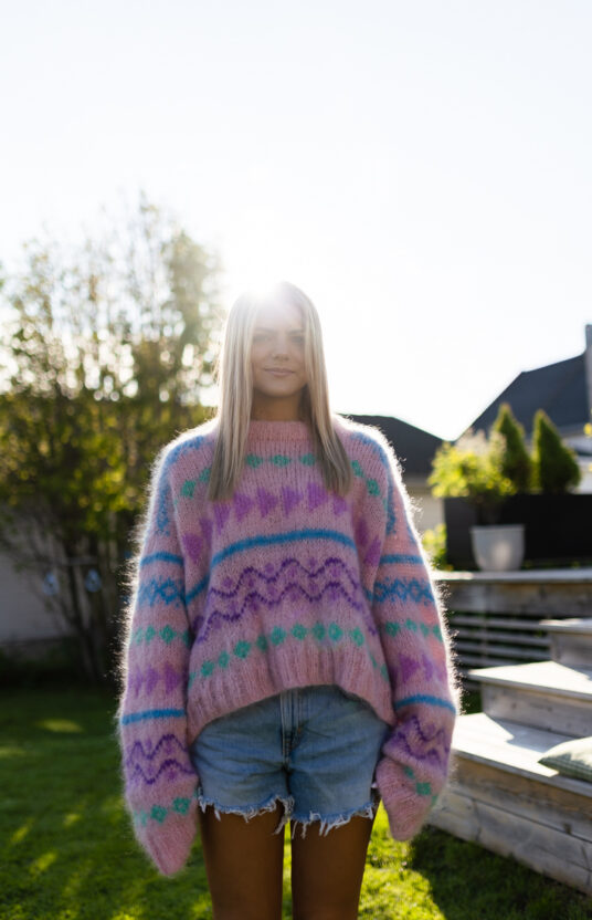 Knitted sweater with colors and pattern recipe mohair 80s sweater