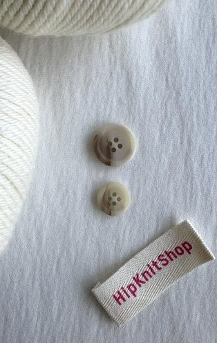 White marbled button