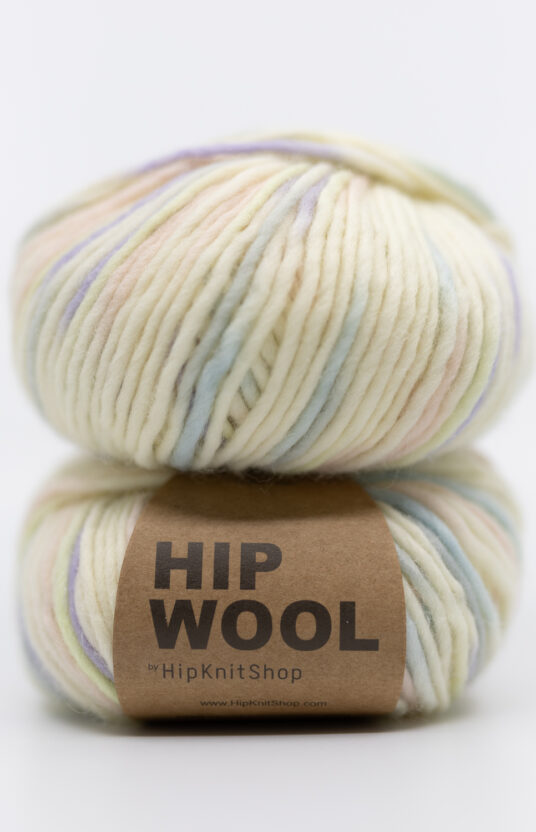 hand-dyed yarn thick itchy-free wool Hip wool pastel mix website yarn and knitting