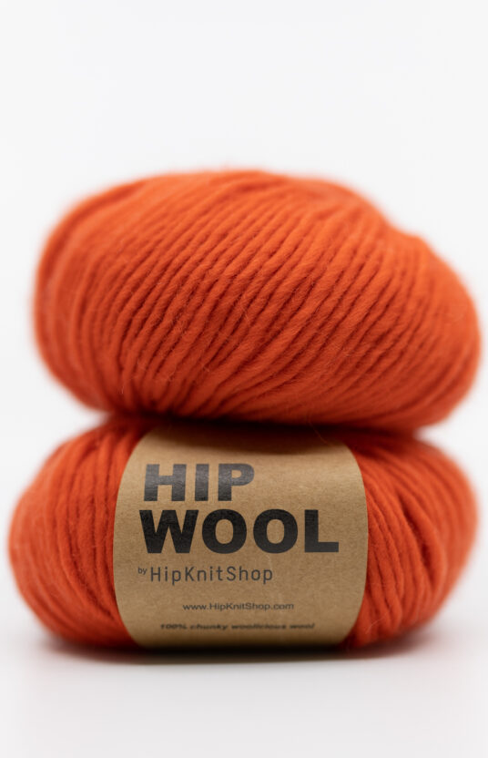 red yarn. Red wool yarn for knitting on thick needles. pure wool itch-free wool hip wool