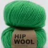 knall grønt garn. Ullgarn for strikk på tykke pinner. ren ull kløfri ull jelly bean grønn garn hip wool