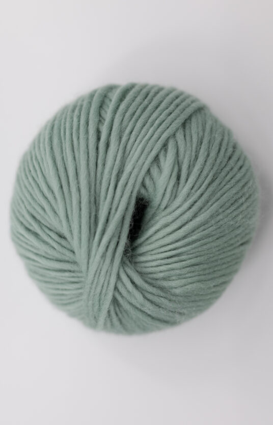yarn dusty green yarn thick needles online store knitting yarn Hip Wool 100 % wool yarn knitting patterns yarn that is easy to knit with