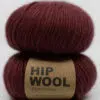 vinrød garn. Fargerikt garn til strikk på pinne 5-8 mm. nettbutikk fargerikt garn burgunder hip wool