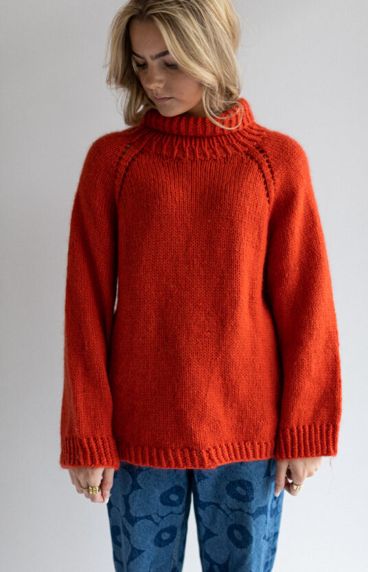 Knitted sweater high neck raglan knitting pattern simple sweater warm cozy sweater Hip Wool