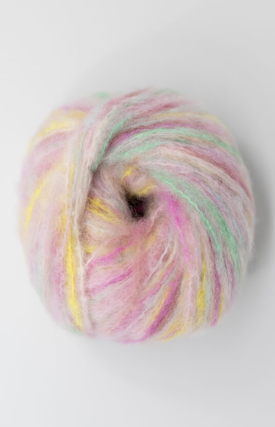 hand-dyed yarn BonBon brushed alpaca