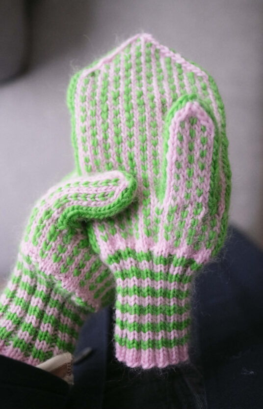 Knitted mittens pattern. Simple wool mittens in traditional style pattern and yarn. Selbu mittens and similar mitten patterns inspiration for mitten knitting. Gift knitting inspiration