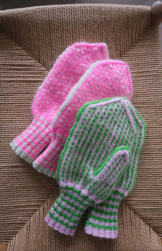 Knitted mittens pattern. Simple wool mittens in traditional style pattern and yarn. Selbu mittens and similar mitten patterns inspiration for mitten knitting. Gift knitting inspiration
